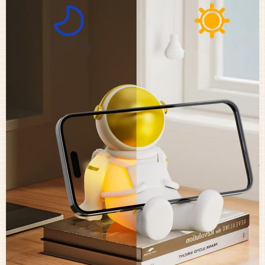 Astronaut-shaped Phone Stand & Night Light